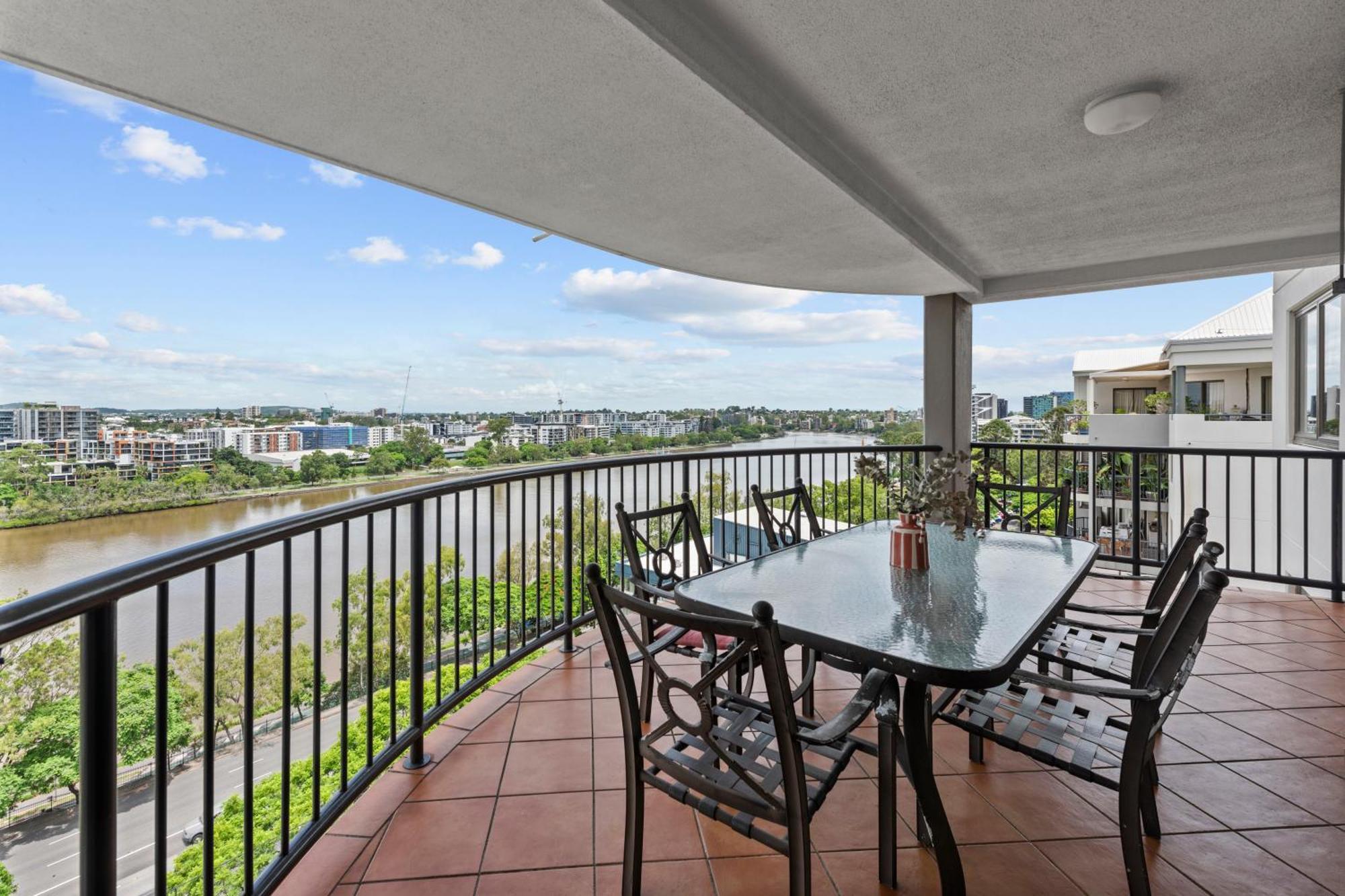 בריסביין The Oasis Apartments מראה חיצוני תמונה